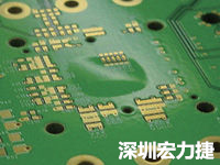 散熱差可能導(dǎo)致PCB阻焊層的剝離。